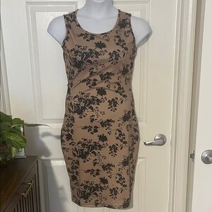 Medium Sleeveless Taupe Midi Dress with Black Floral Print 2 piece set